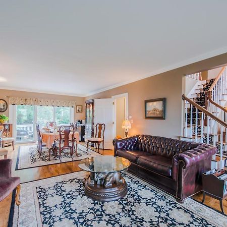 مبيت وإفطار بليموث Above The Bay At Thornton Adams House المظهر الخارجي الصورة