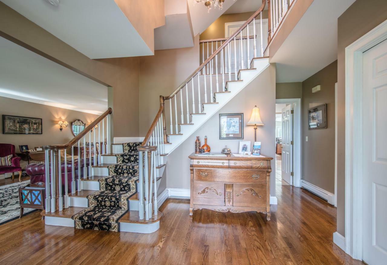 مبيت وإفطار بليموث Above The Bay At Thornton Adams House المظهر الخارجي الصورة